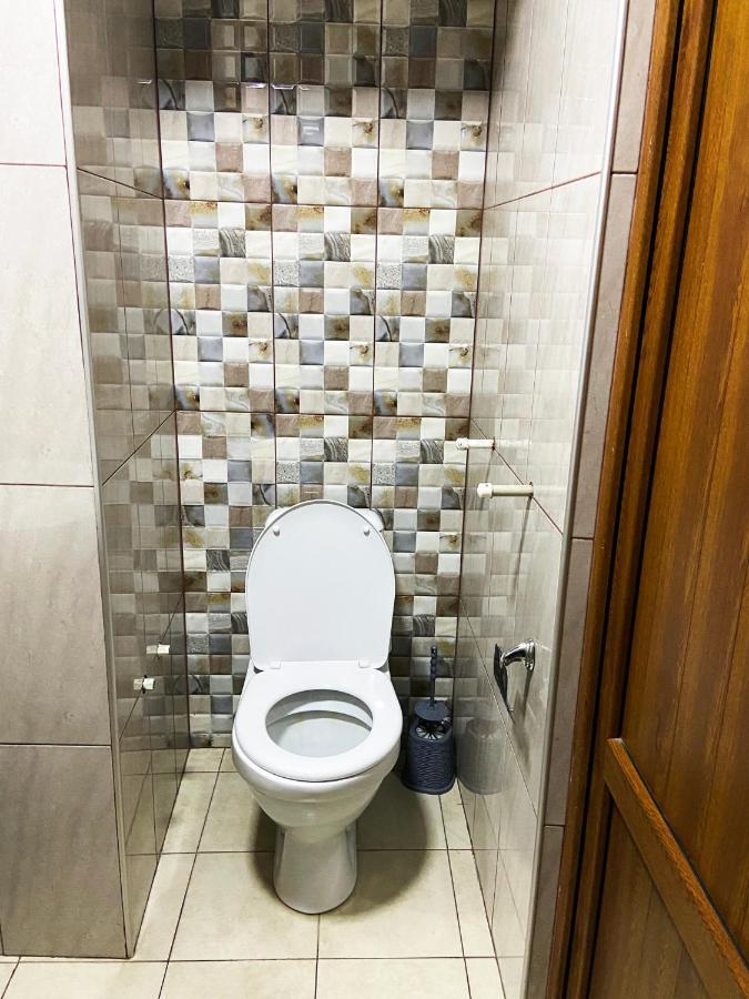 Domino Yerevan Hostel And Hotel Exteriör bild